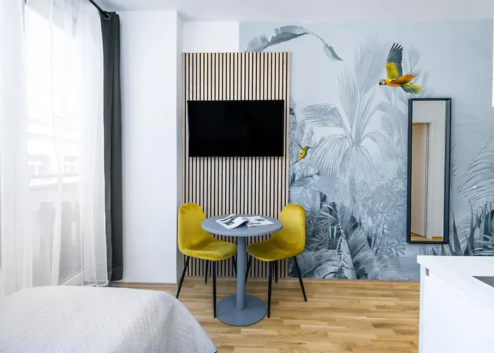 Pappagallo Apartments